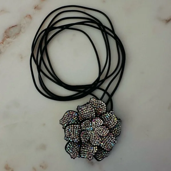 New Rhinestone Flower Large Black Necklace Choker - Picture 9 of 11